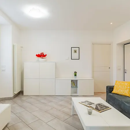 Bina By Interhome Bellano