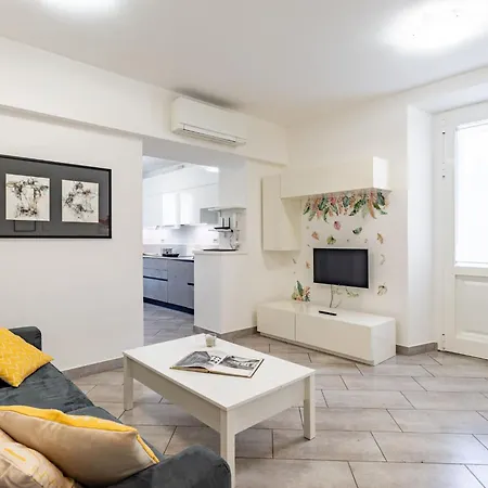 Bina By Interhome Apartment