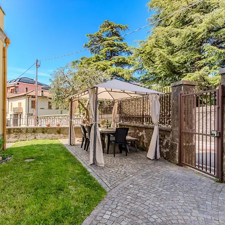 아파트 Bina By Interhome