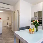 Bina By Interhome Apartment