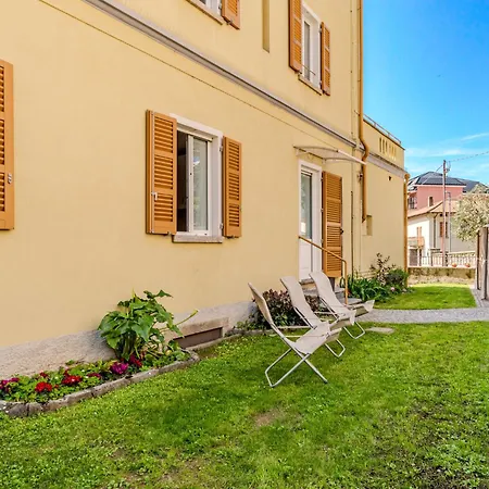 Διαμέρισμα Bina By Interhome